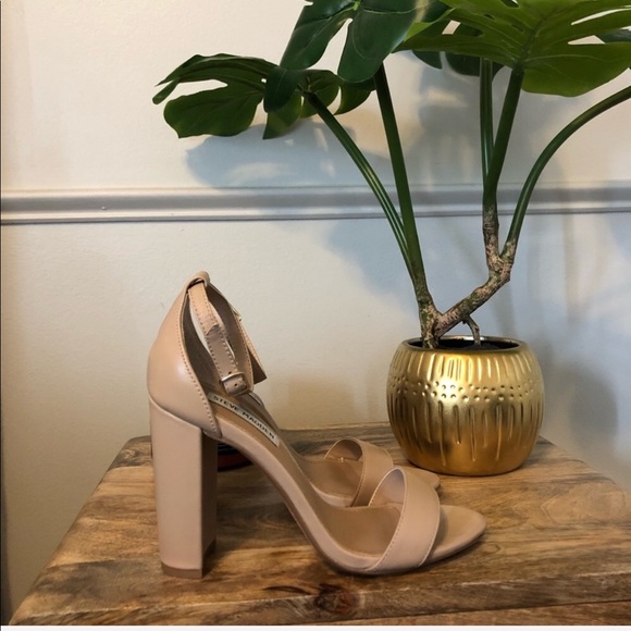 Steve Madden Shoes - Steve Madden ‘Carrson’ Heels